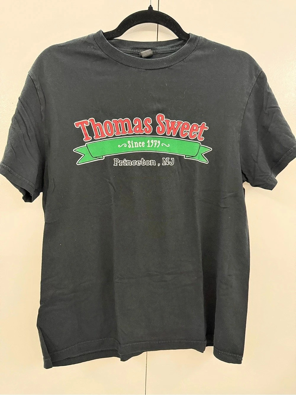 Vintage Thomas Sweet Princeton NJ Graphic T-Shirt